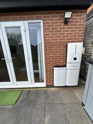 outside-solar-battery-setup